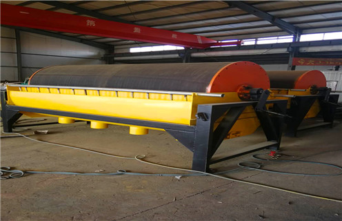 小型皮帶磁選機(jī)，小型皮帶磁選機(jī)生產(chǎn)技術(shù)不斷提升_輥式小型皮帶磁選機(jī)生產(chǎn)技術(shù)不斷提升_磁塊如何排列