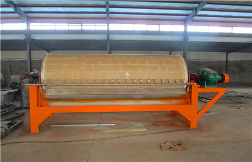 強(qiáng)磁磁選機(jī)，這款優(yōu)質(zhì)的強(qiáng)磁磁選機(jī)滿(mǎn)足客戶(hù)需求，這款優(yōu)質(zhì)的強(qiáng)磁磁選機(jī)滿(mǎn)足客戶(hù)需求，磁場(chǎng)一般為多少_磁塊如何排列